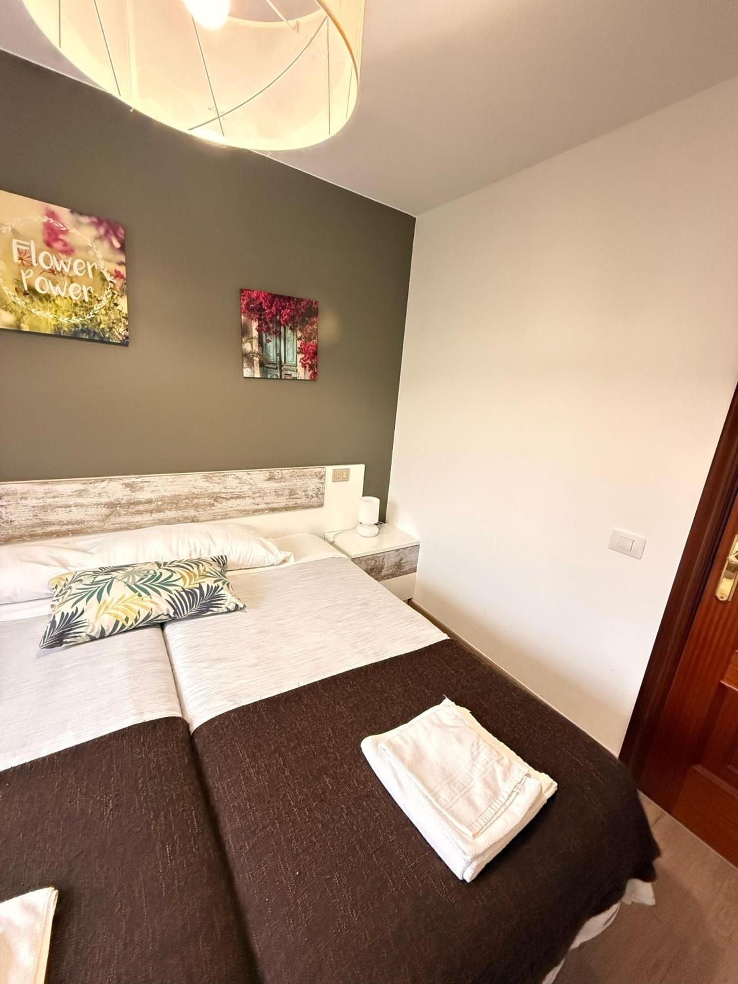 Apartamentos Portolux Portomarin Eksteriør bilde