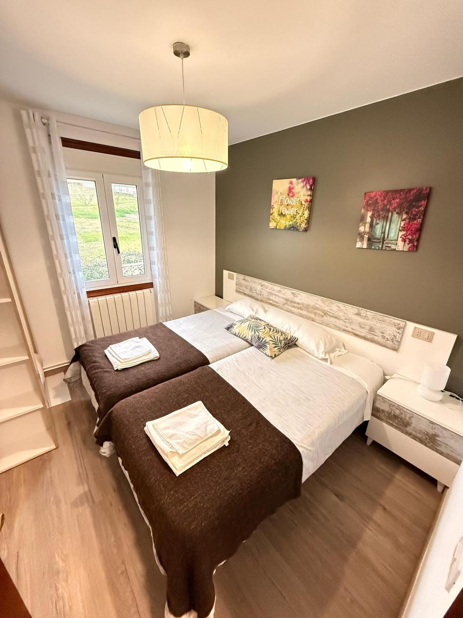 Apartamentos Portolux Portomarin Eksteriør bilde