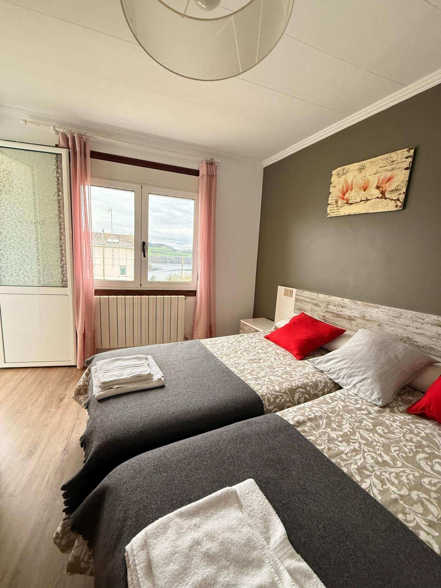Apartamentos Portolux Portomarin Eksteriør bilde