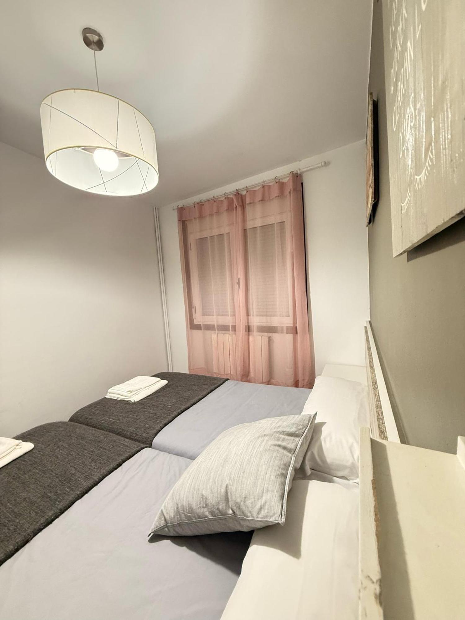Apartamentos Portolux Portomarin Eksteriør bilde